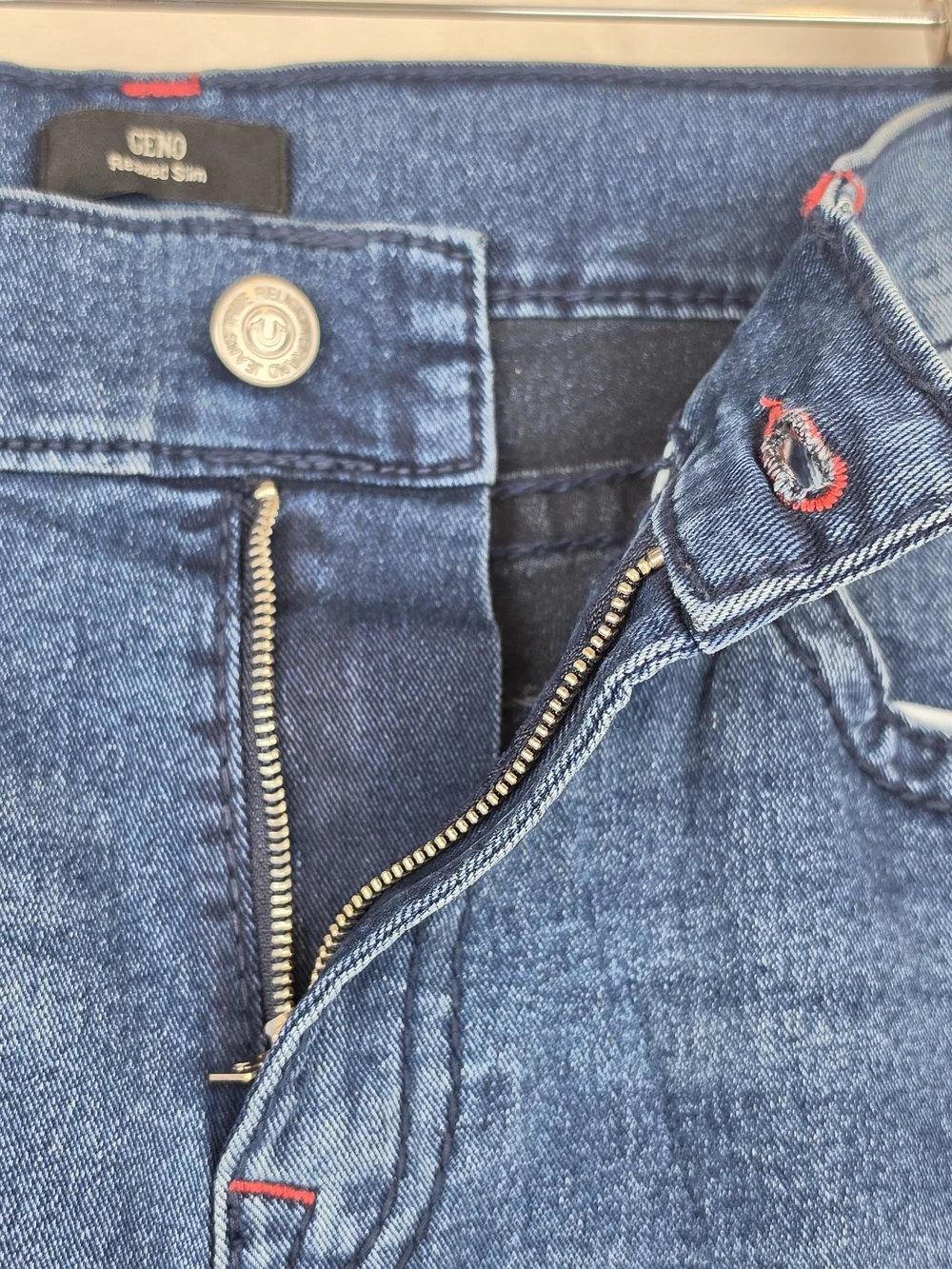 True Religion Geno Relaxed Slim Big T Jeans Men's 36x32 Medium Wash NWT